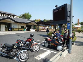 http://www.geocities.jp/kawasakizx9re1/rcs23th01.jpg